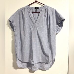 🎉4/30$🎉 Jones New York Blue And White Polka Dots Blouse PTP 21in💙🤍